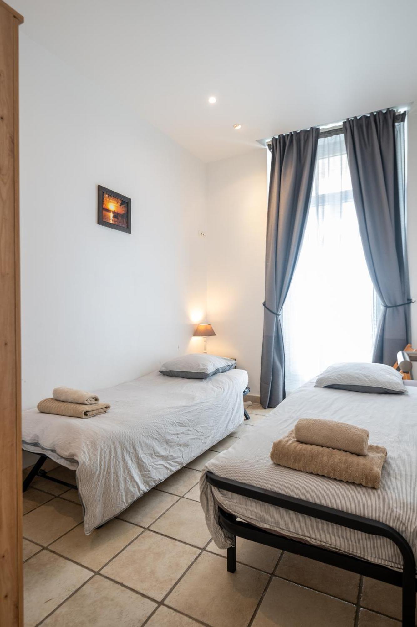 "Le Zen" By Enjoynice, Central Spacious Apartment With Airco, Beach At 10 Min Экстерьер фото